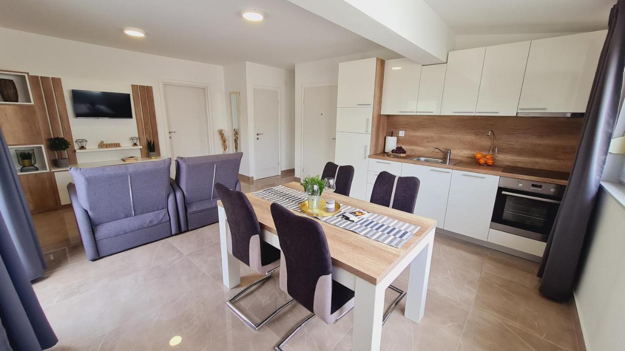 Apartment Silente Karlobag