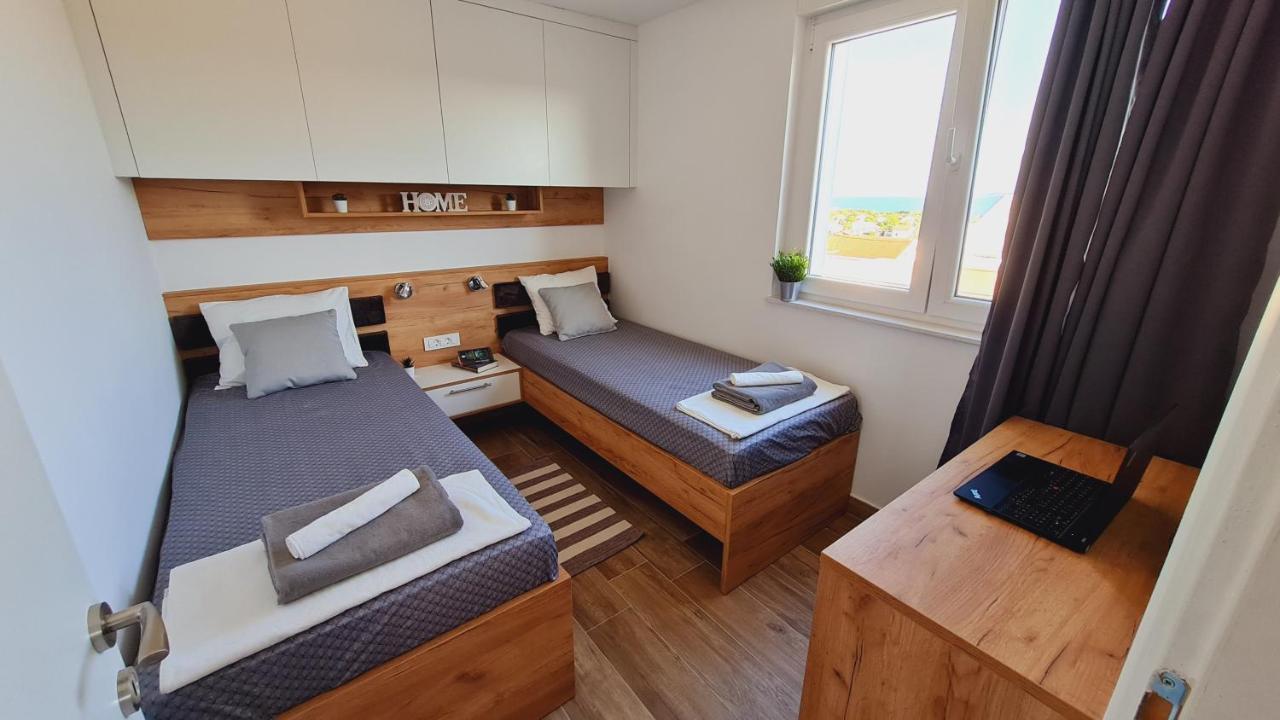 Silente Apartment Karlobag