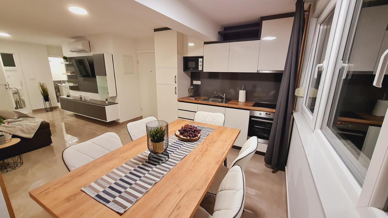 Silente Apartment Karlobag